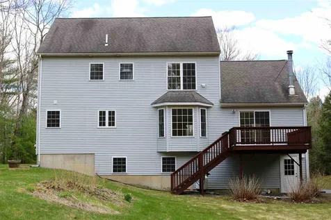 20 Winslow Drive Newmarket NH 03857-2198