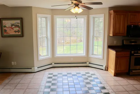 20 Winslow Drive Newmarket NH 03857-2198