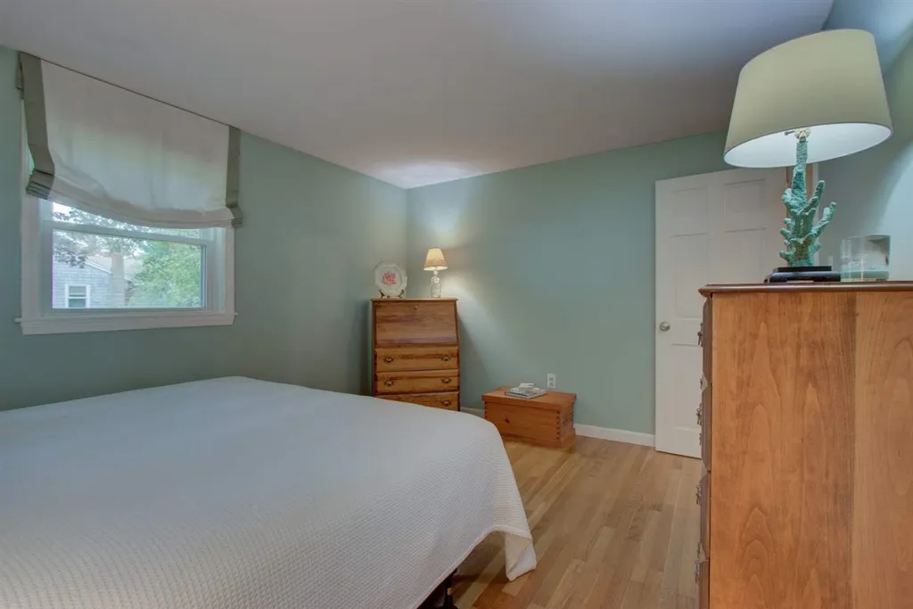 51 South Road North Hampton NH 03862