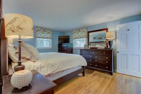 51 South Road North Hampton NH 03862