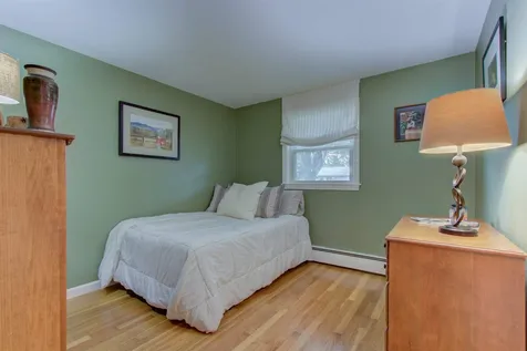51 South Road North Hampton NH 03862