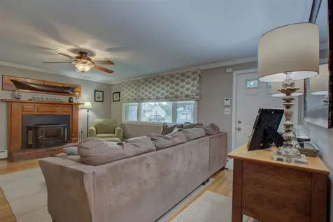 51 South Road North Hampton NH 03862