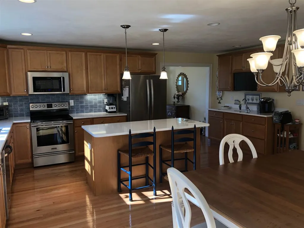 17 Sierra Hill Drive Dover NH 03820