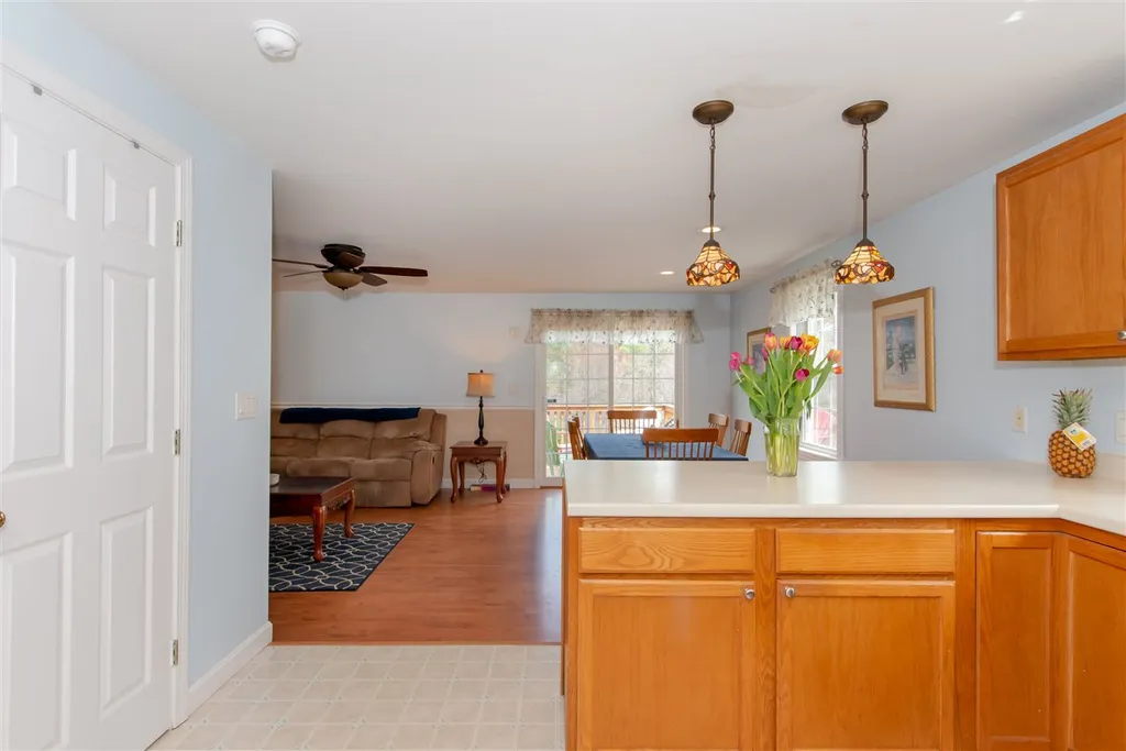 286 Oak Hill Road Barrington NH 03825