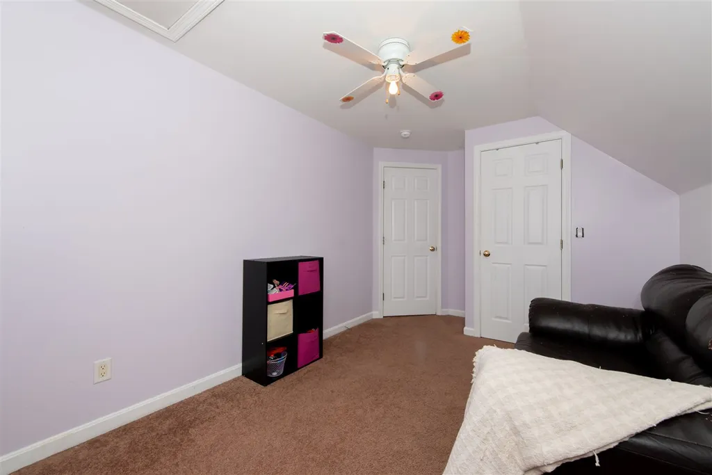 286 Oak Hill Road Barrington NH 03825