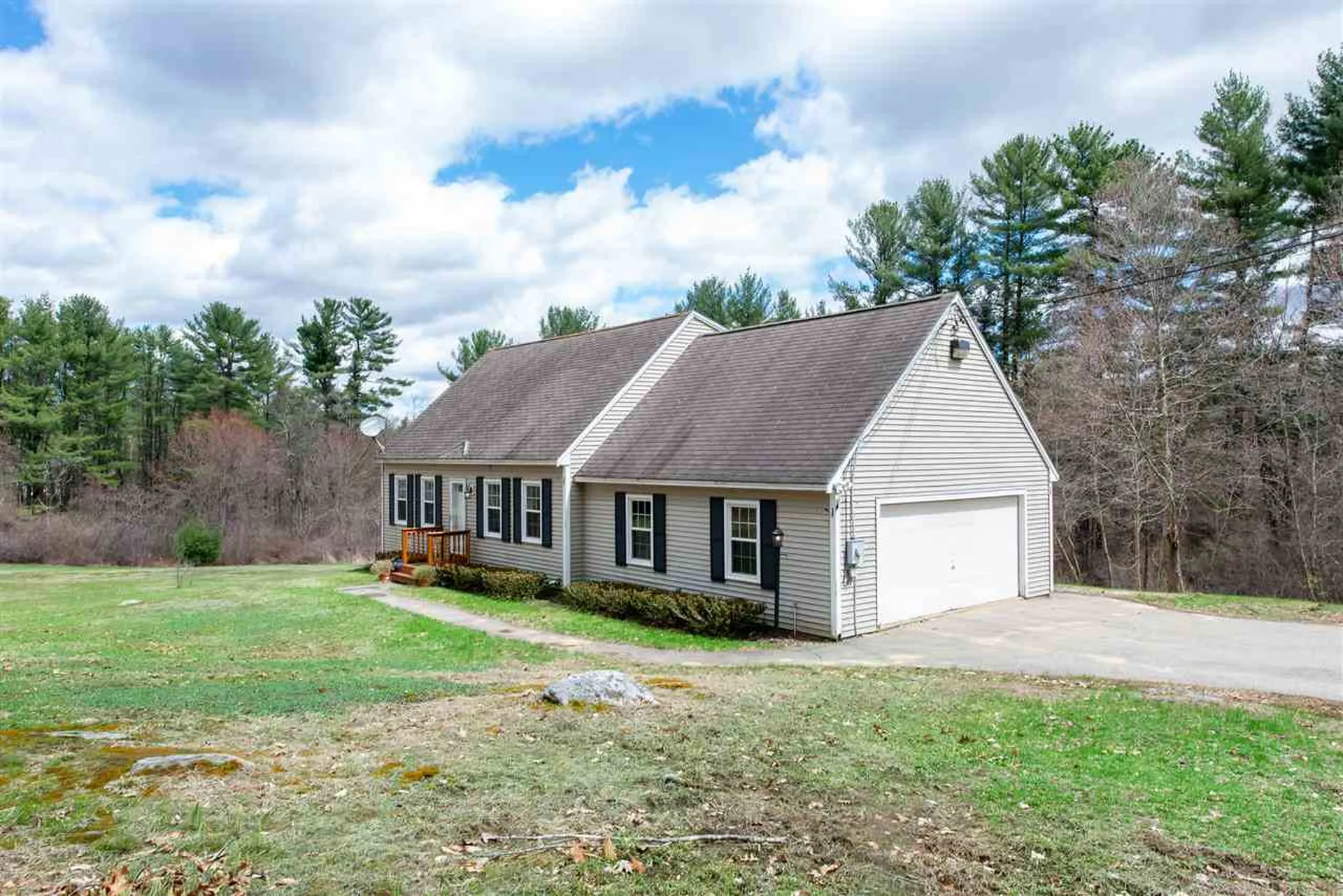 286 Oak Hill Road Barrington NH 03825
