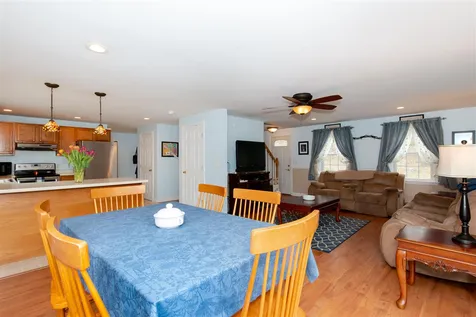 286 Oak Hill Road Barrington NH 03825