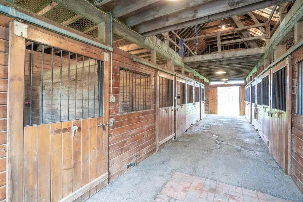 627 Haverhill Road Chester NH 03036