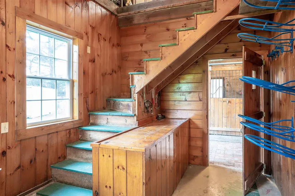 627 Haverhill Road Chester NH 03036