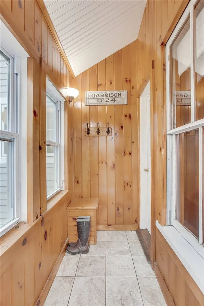 627 Haverhill Road Chester NH 03036