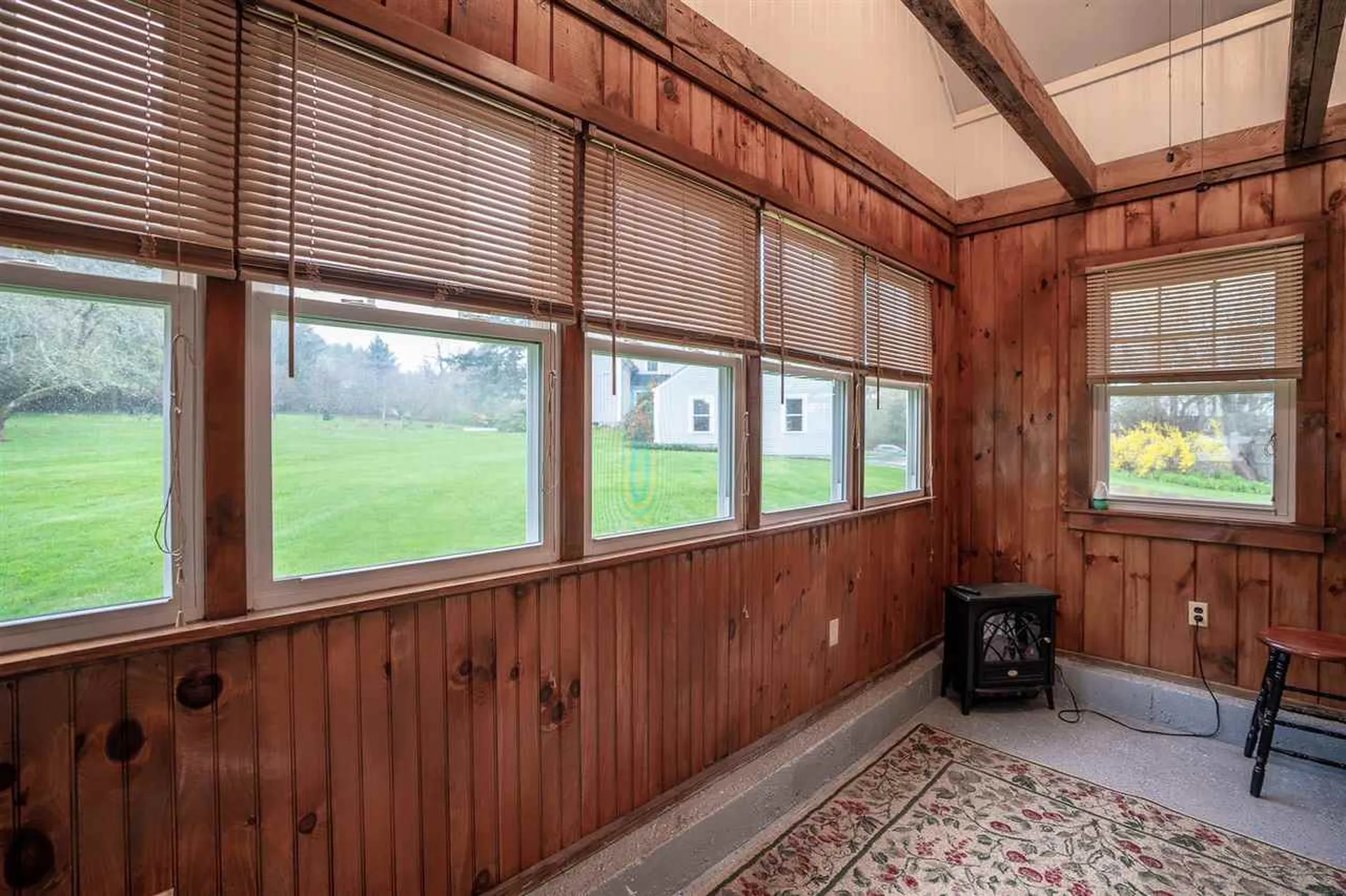 627 Haverhill Road Chester NH 03036