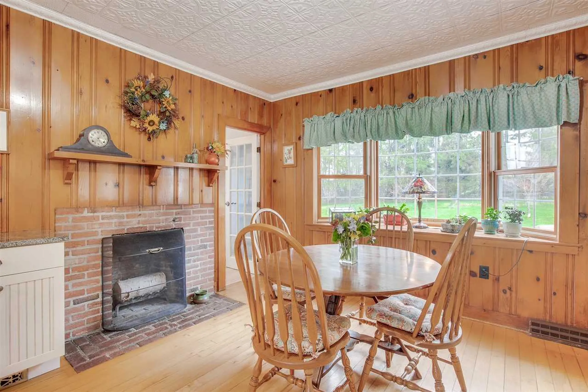 627 Haverhill Road Chester NH 03036
