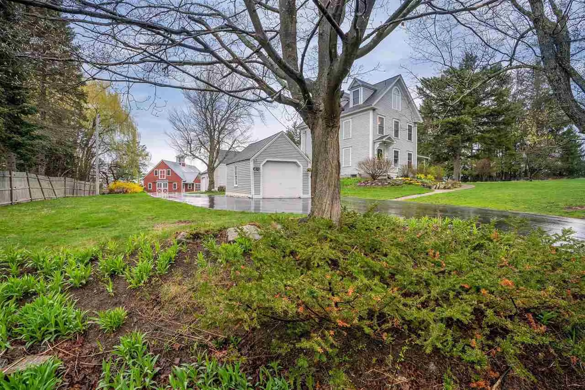 627 Haverhill Road Chester NH 03036