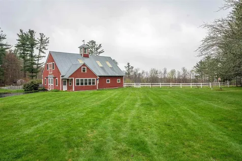 627 Haverhill Road Chester NH 03036