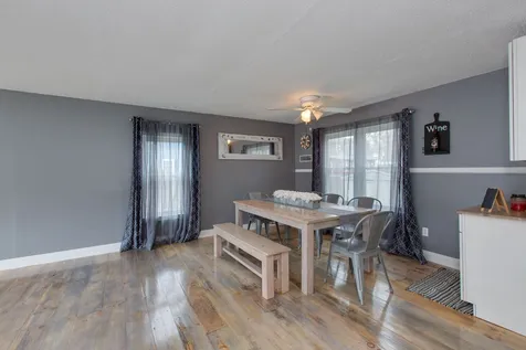 29 Wright Road Derry NH 03038
