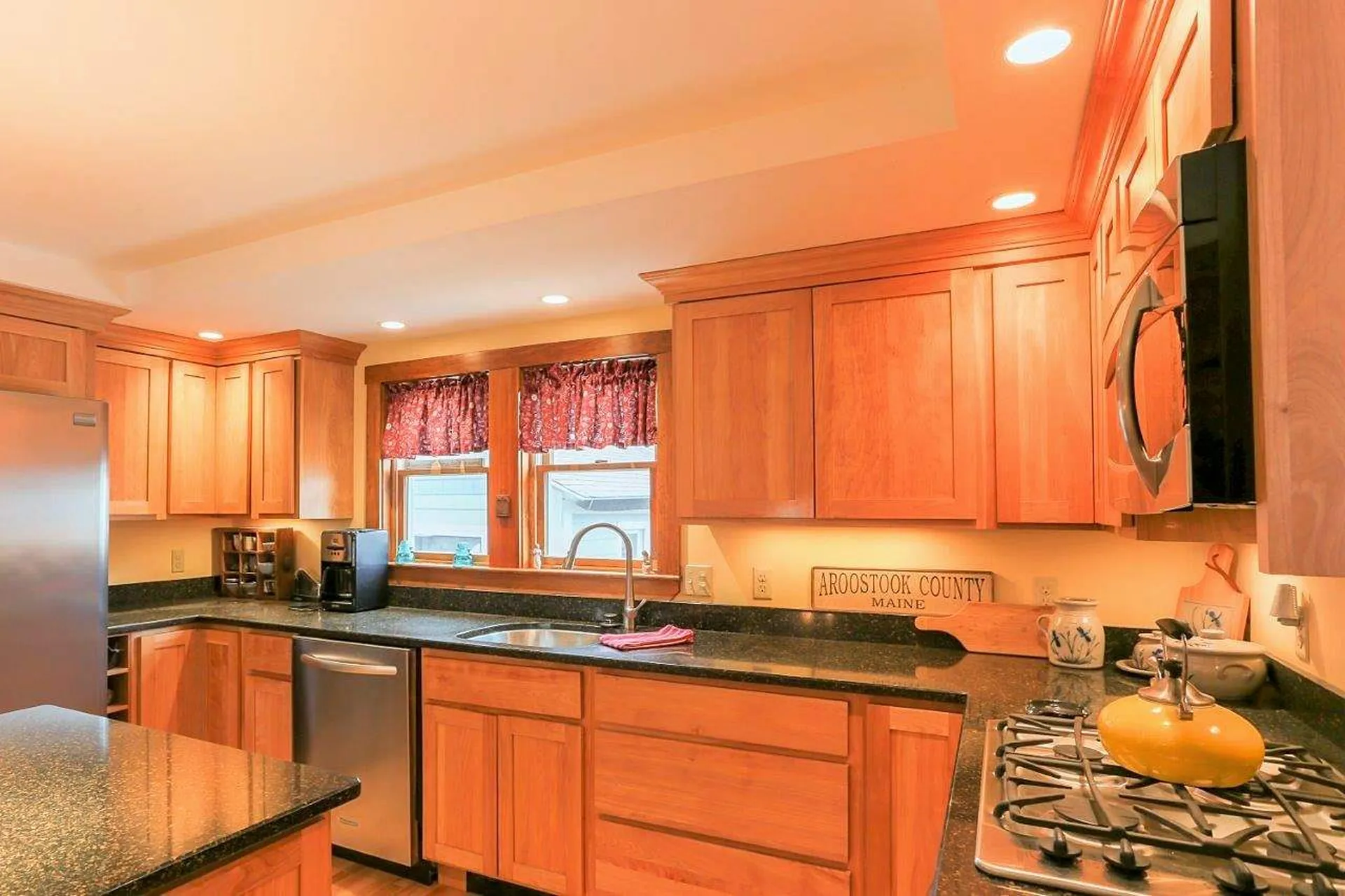 71 Young Street South Berwick ME 03908