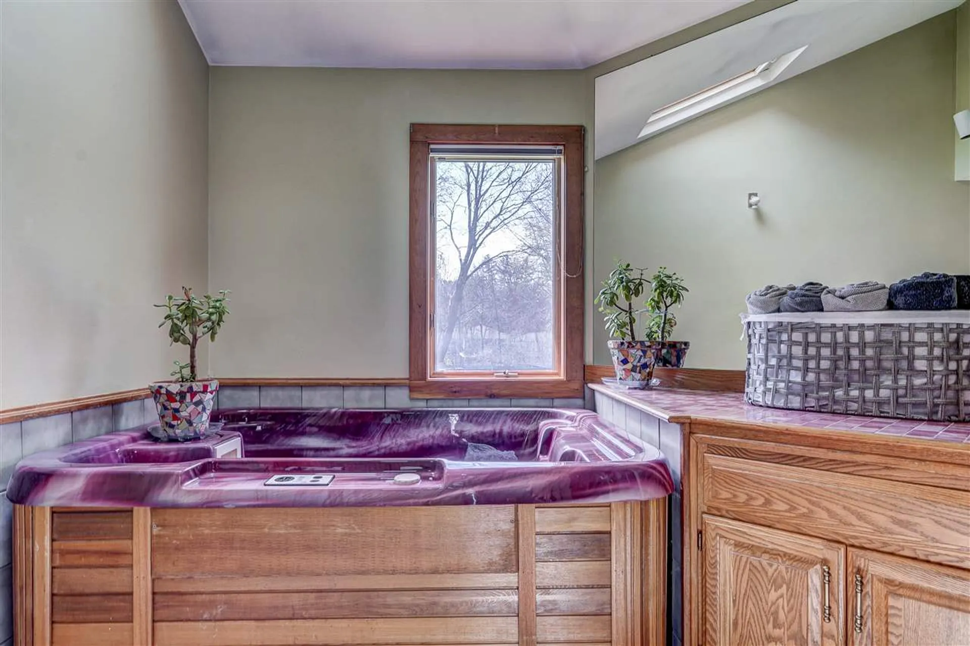 8 Meadowcrest Road Hooksett NH 03106