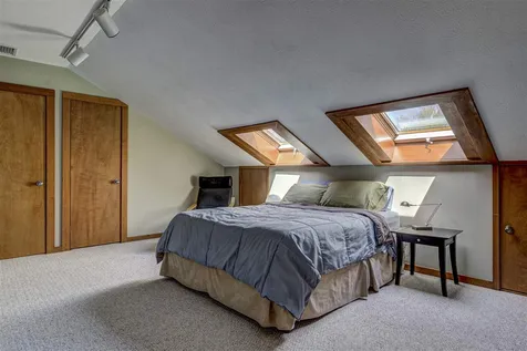 8 Meadowcrest Road Hooksett NH 03106