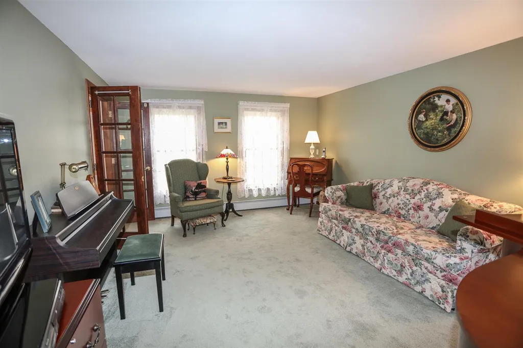 5 Diana Drive Salem NH 03079