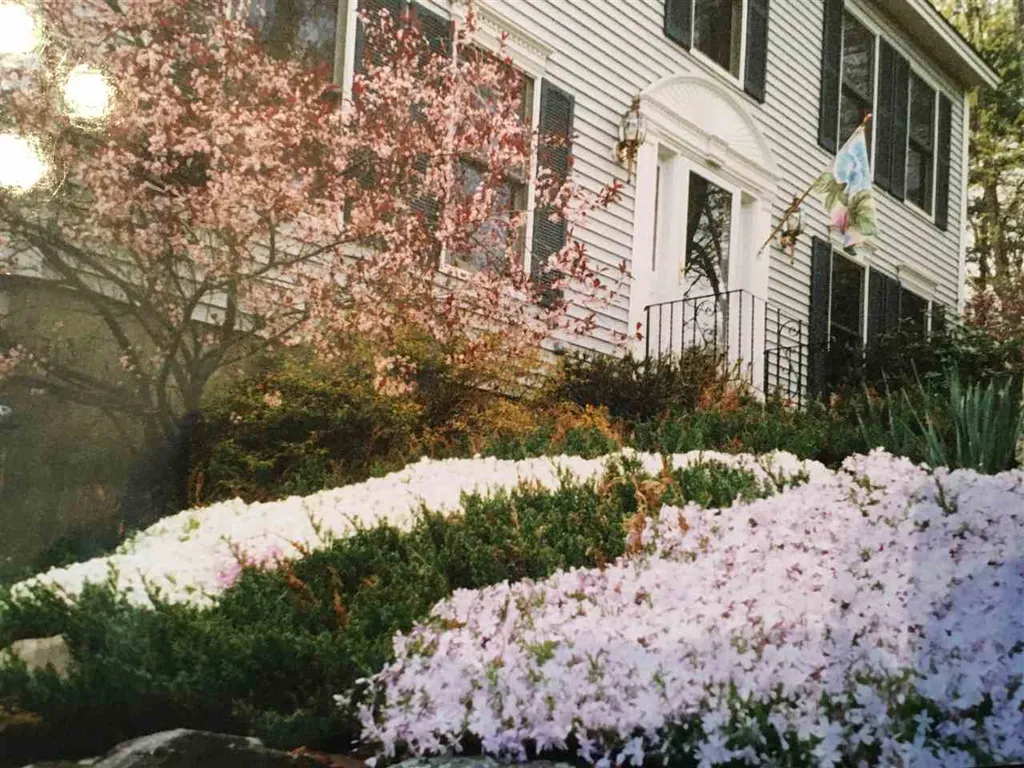 5 Diana Drive Salem NH 03079