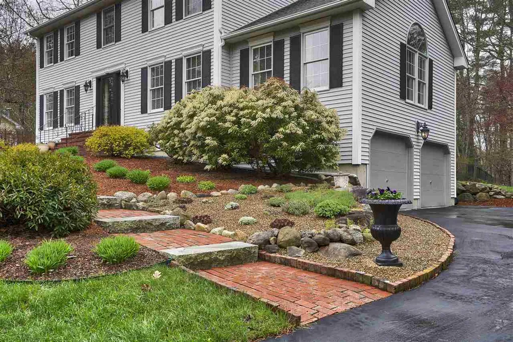 191 Beals Road Bedford NH 03110