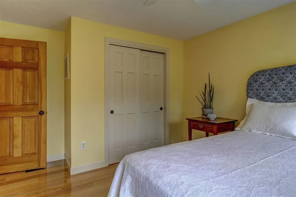 191 Beals Road Bedford NH 03110