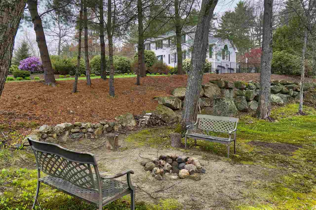191 Beals Road Bedford NH 03110