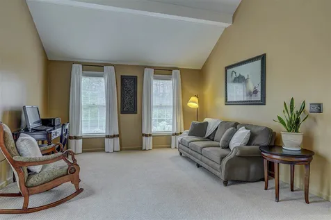 191 Beals Road Bedford NH 03110