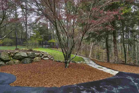 191 Beals Road Bedford NH 03110