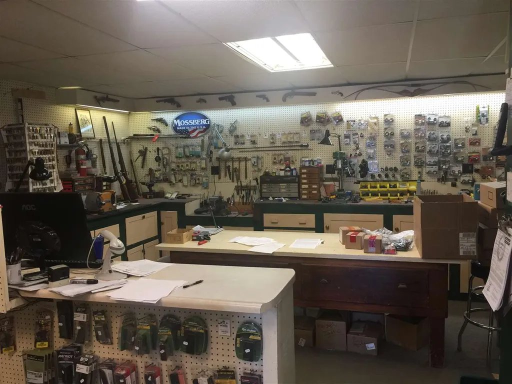 133 Main Street Colebrook NH 03576