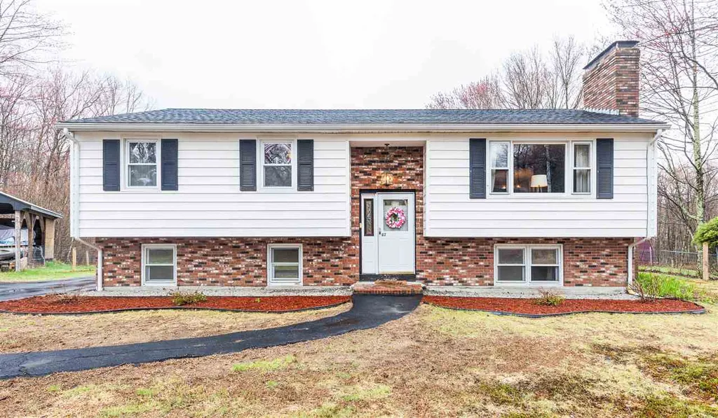 617 Cross Country Road Pembroke NH 03275