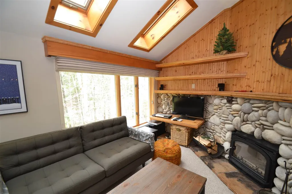 253 Club Sugarbush South Road Warren VT 05674