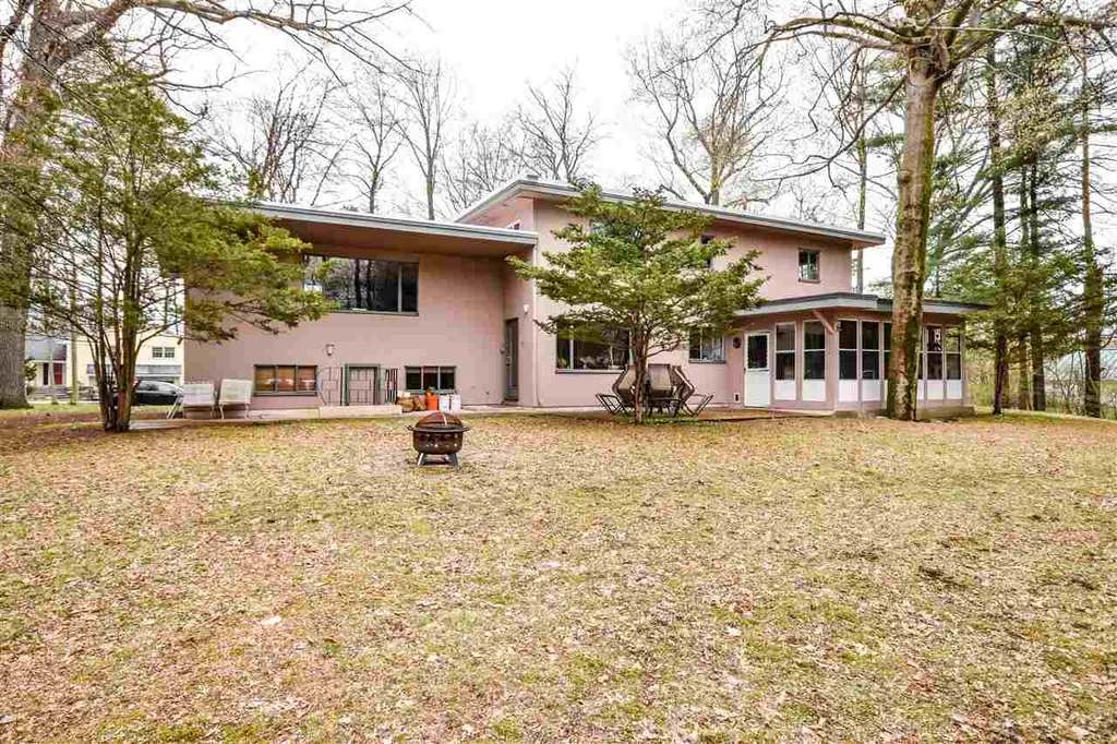 6 Woodland Road Dover NH 03820