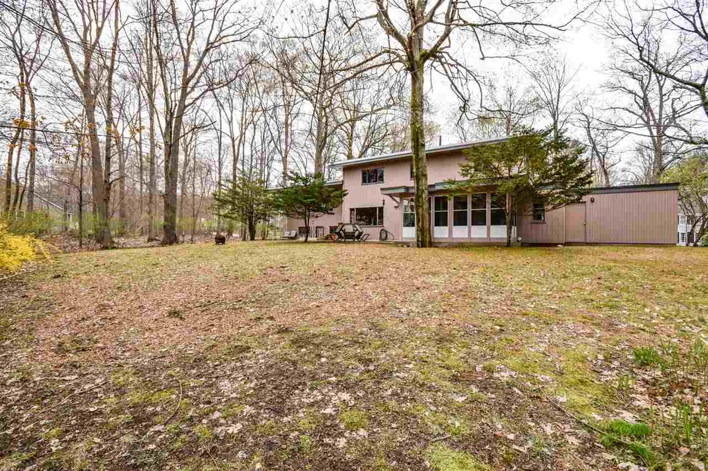6 Woodland Road Dover NH 03820
