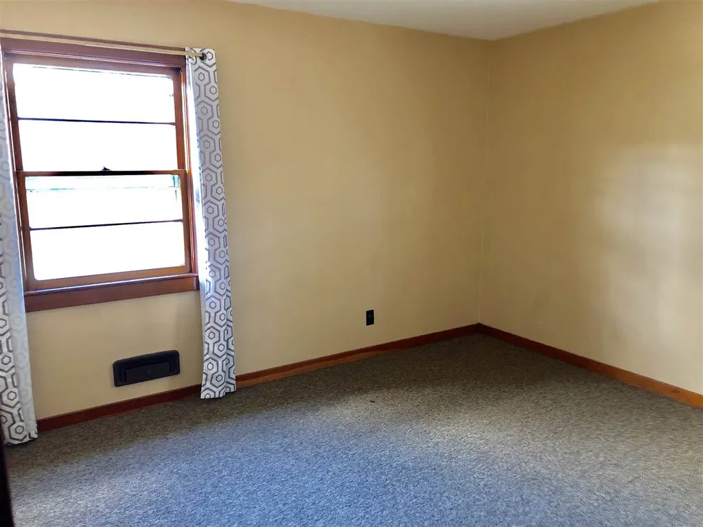 1006 Memorial Drive St. Johnsbury VT 05819