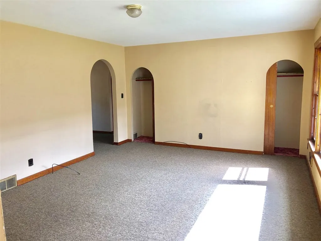 1006 Memorial Drive St. Johnsbury VT 05819