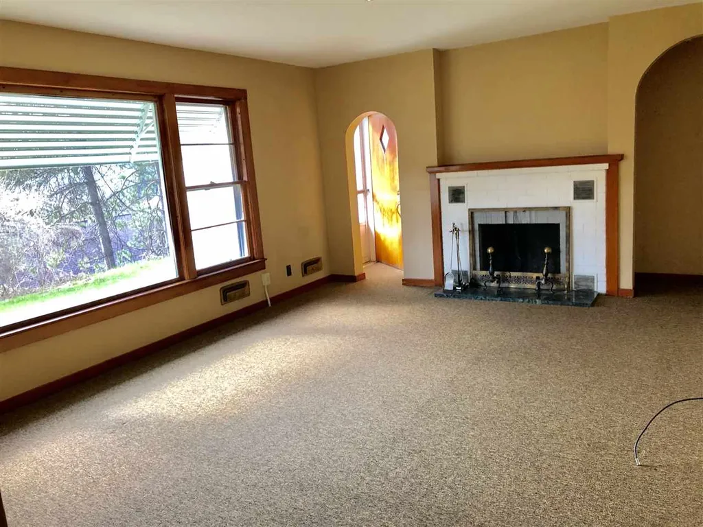 1006 Memorial Drive St. Johnsbury VT 05819