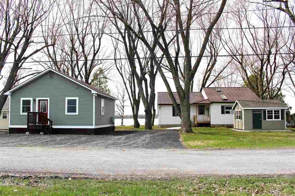 113 Oakridge Lane North Hero VT 05474