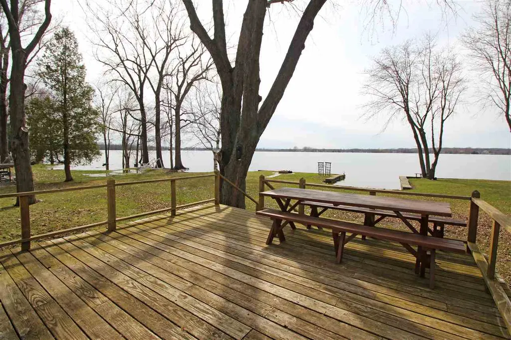 113 Oakridge Lane North Hero VT 05474