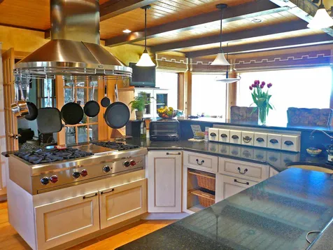 81 Olson Drive Brattleboro VT 05301
