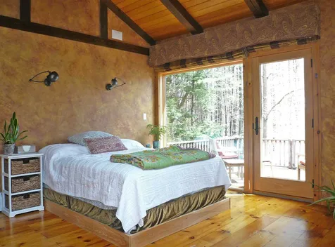 81 Olson Drive Brattleboro VT 05301