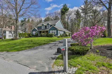 11 Colleen Drive Salem NH 03079
