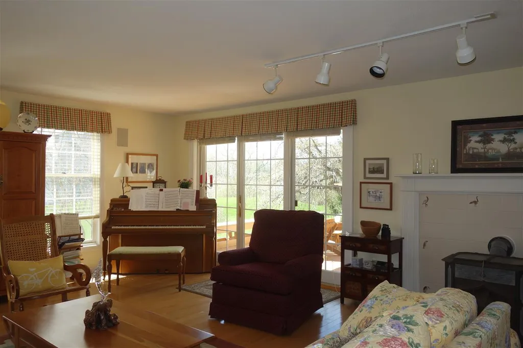 765 Goose-bay Drive Bridport VT 05734