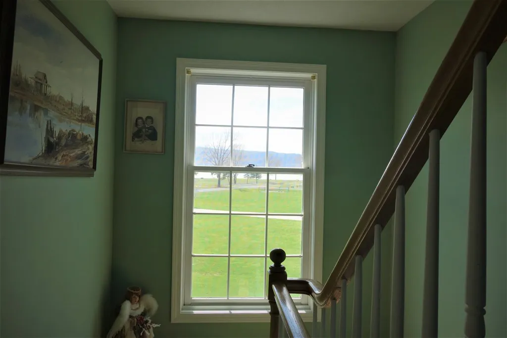 765 Goose-bay Drive Bridport VT 05734