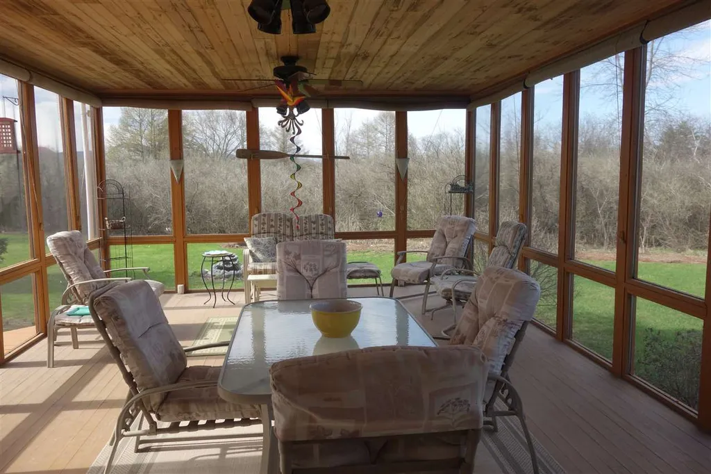 765 Goose-bay Drive Bridport VT 05734