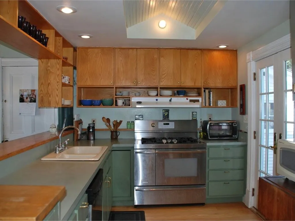 40 Main Street Milton VT 05468