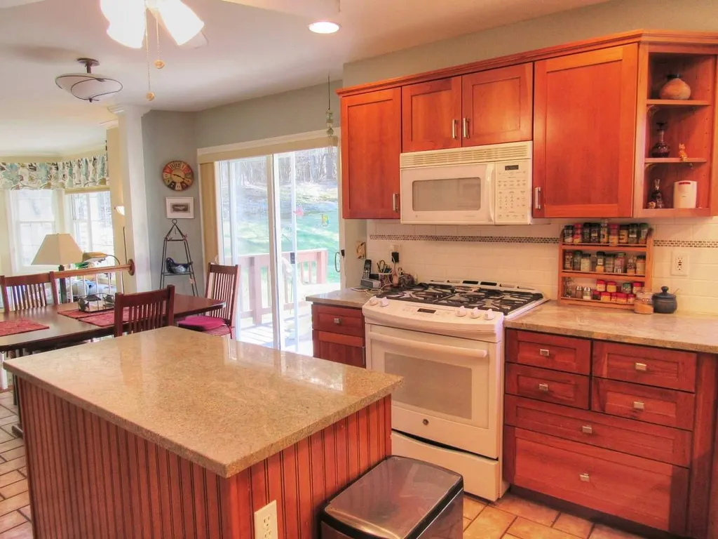 141 Tree Hill Road Williston VT 05495