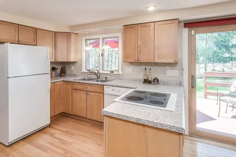 18 James Farm Road Lee NH 03861