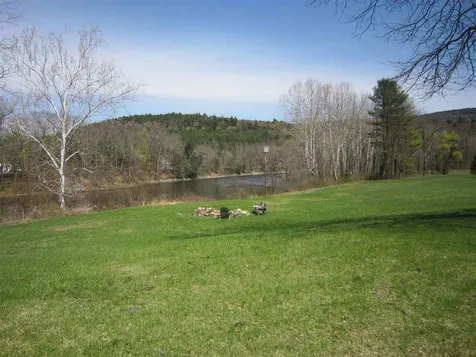 410 River Road Newfane VT 05345