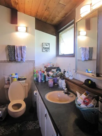 410 River Road Newfane VT 05345
